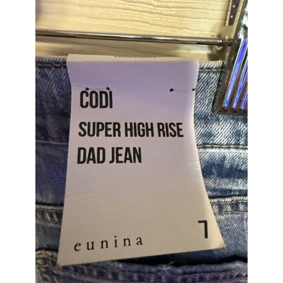 NWT Eunina Codi Distressed Medium Wash High Rise Dad Jeans Sz 7 - Picture 14 of 16